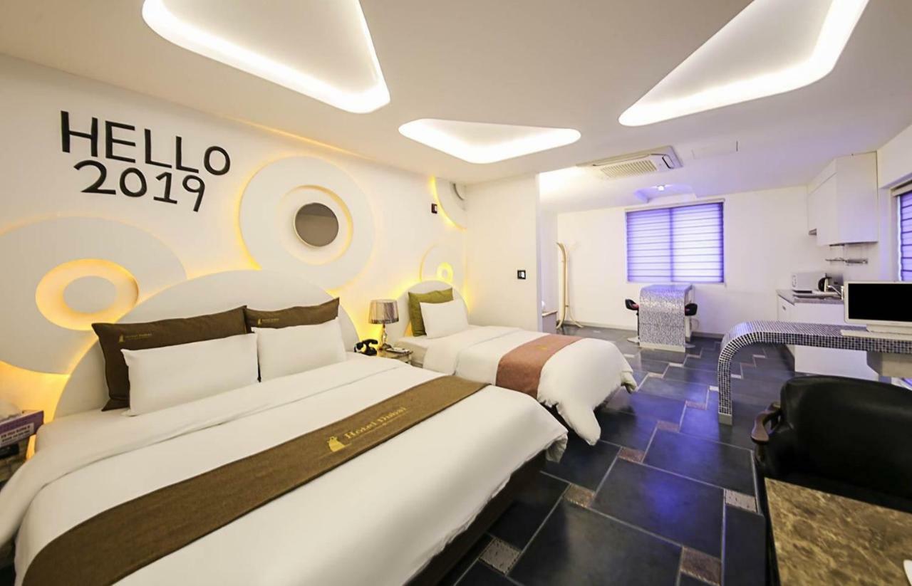 Dubai Hotel Cheongju Esterno foto