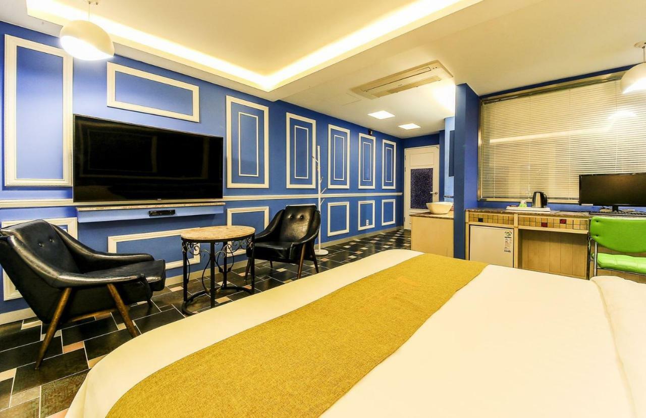 Dubai Hotel Cheongju Esterno foto